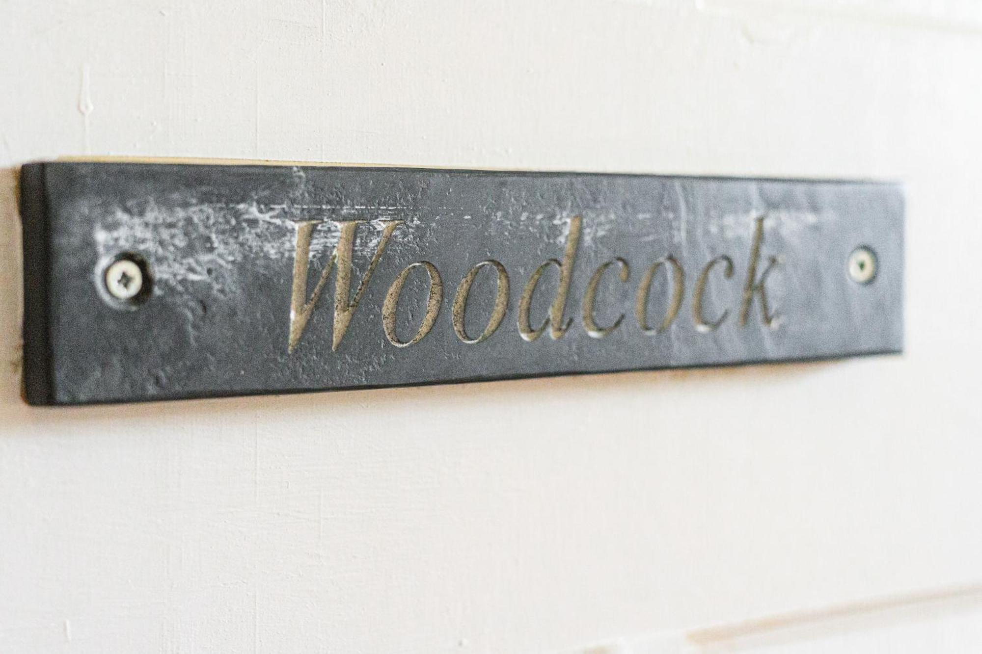 Twin Room,1670720715:JPEG